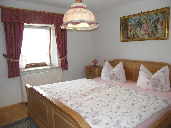 Barmbichlhof Фермерский дом