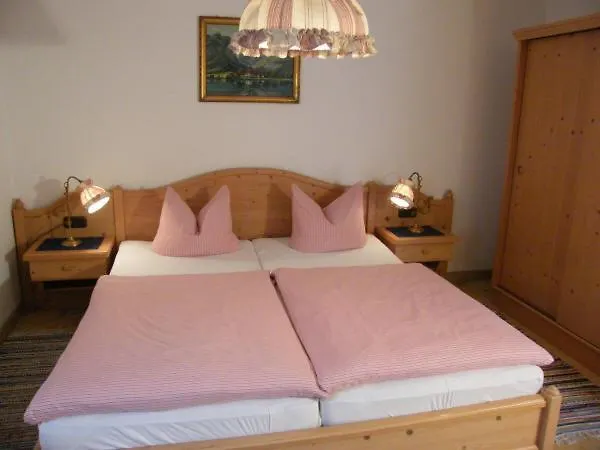 Barmbichlhof Фермерский дом *
